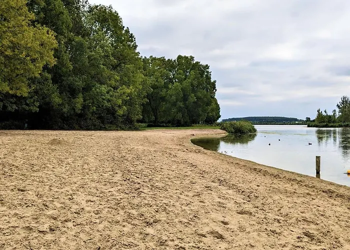 Near The Waterfront Дом отдыха