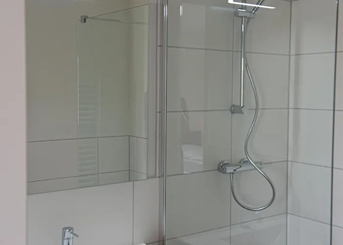 Near The Waterfront Дом отдыха *