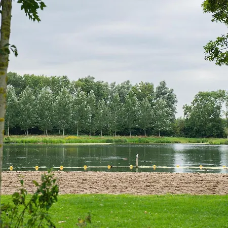 Near The Waterfront Semesterbostad Simonshaven