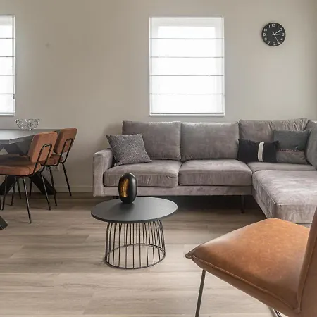 Semesterbostad Near The Waterfront *